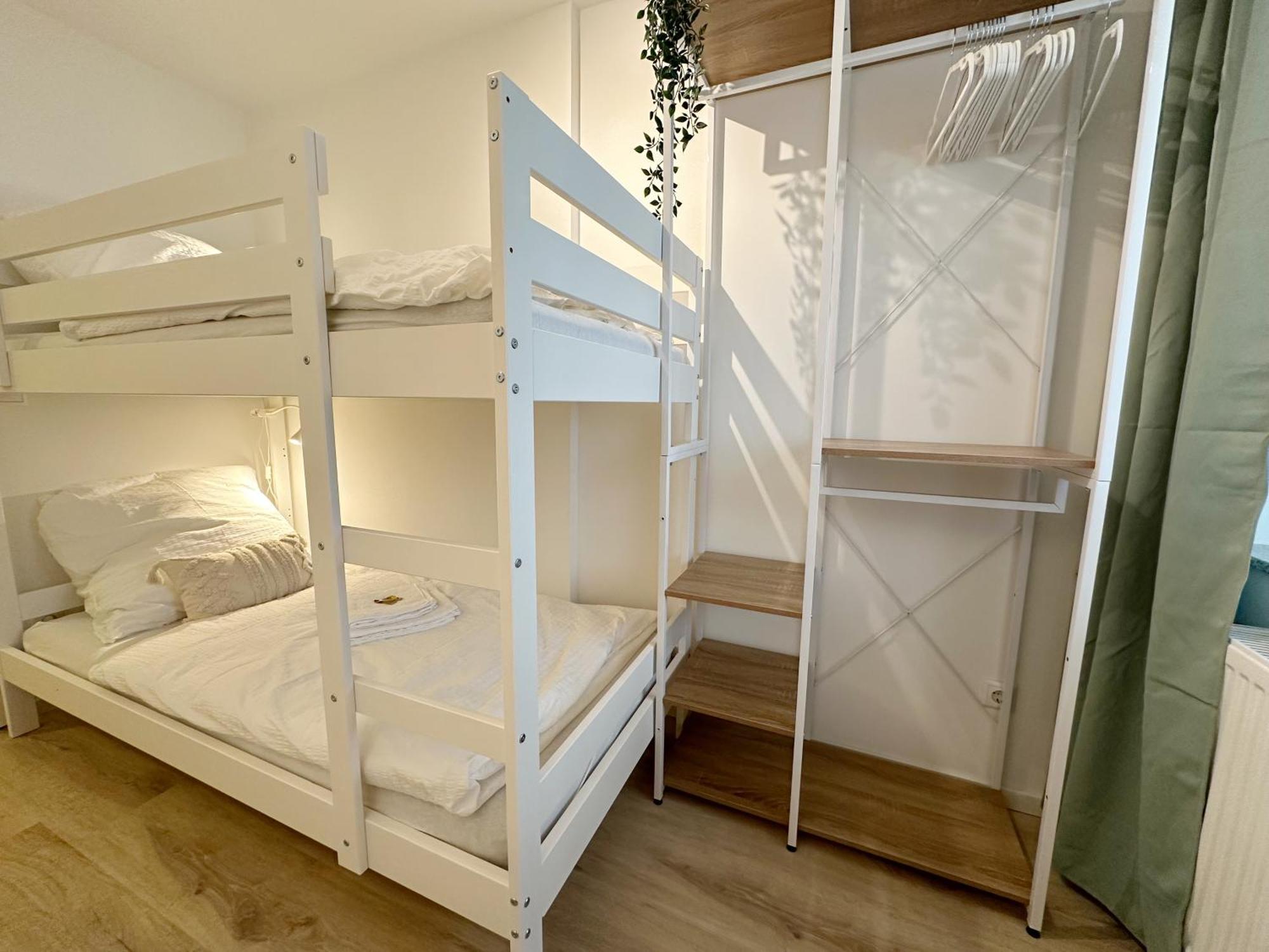 Gemuetliches 2 Zimmer Ambient Apartment Mit Queensize-Bett , Etagenbett& Schlafsofa In Alsternaehe Hamburg Exterior foto