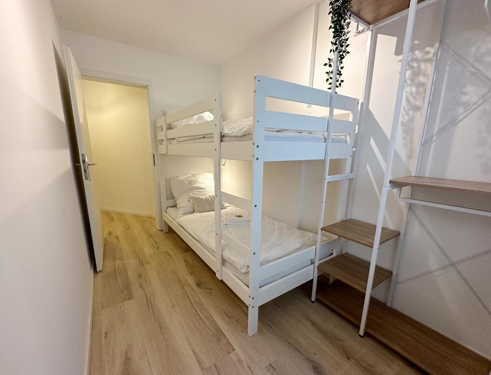 Gemuetliches 2 Zimmer Ambient Apartment Mit Queensize-Bett , Etagenbett& Schlafsofa In Alsternaehe Hamburg Exterior foto