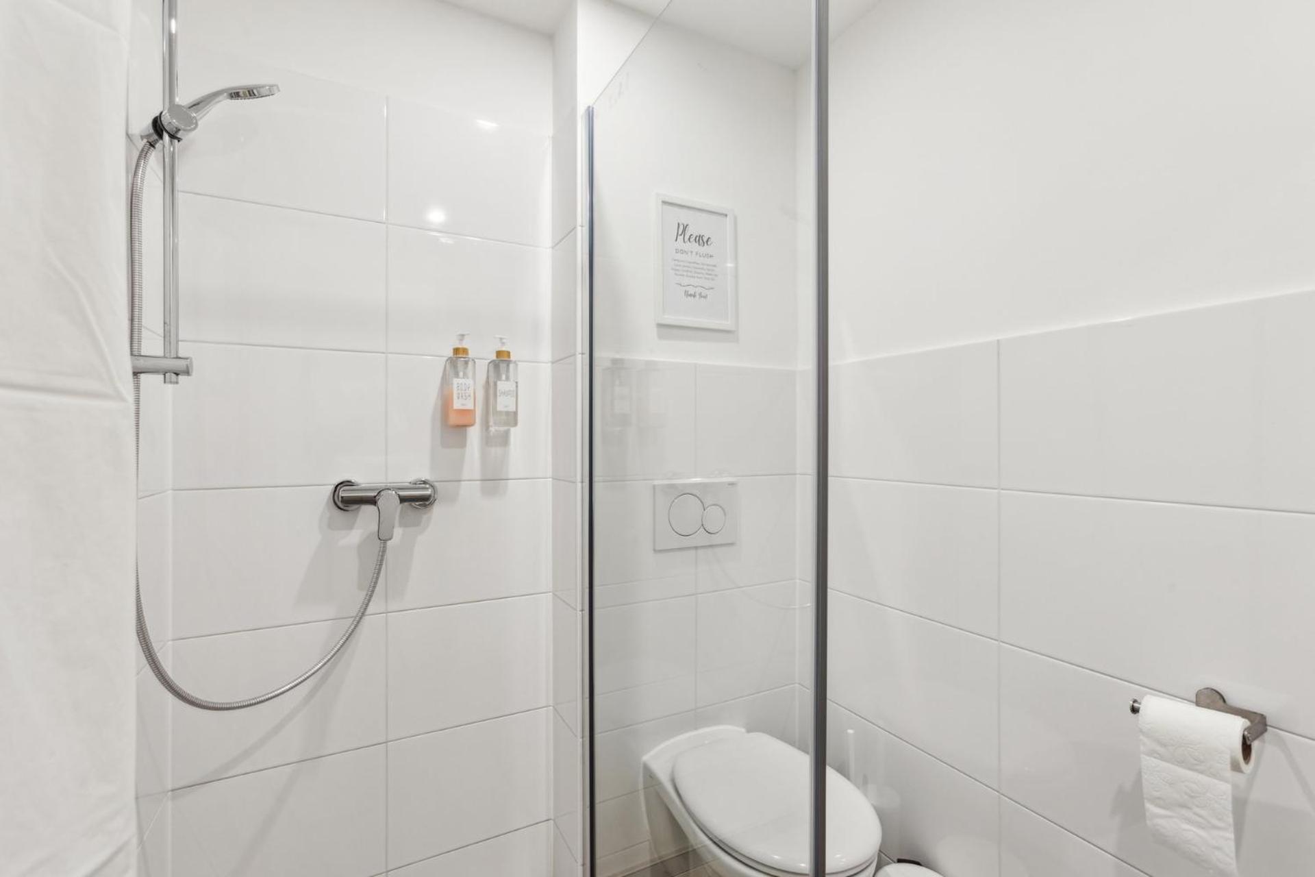 Gemuetliches 2 Zimmer Ambient Apartment Mit Queensize-Bett , Etagenbett& Schlafsofa In Alsternaehe Hamburg Exterior foto