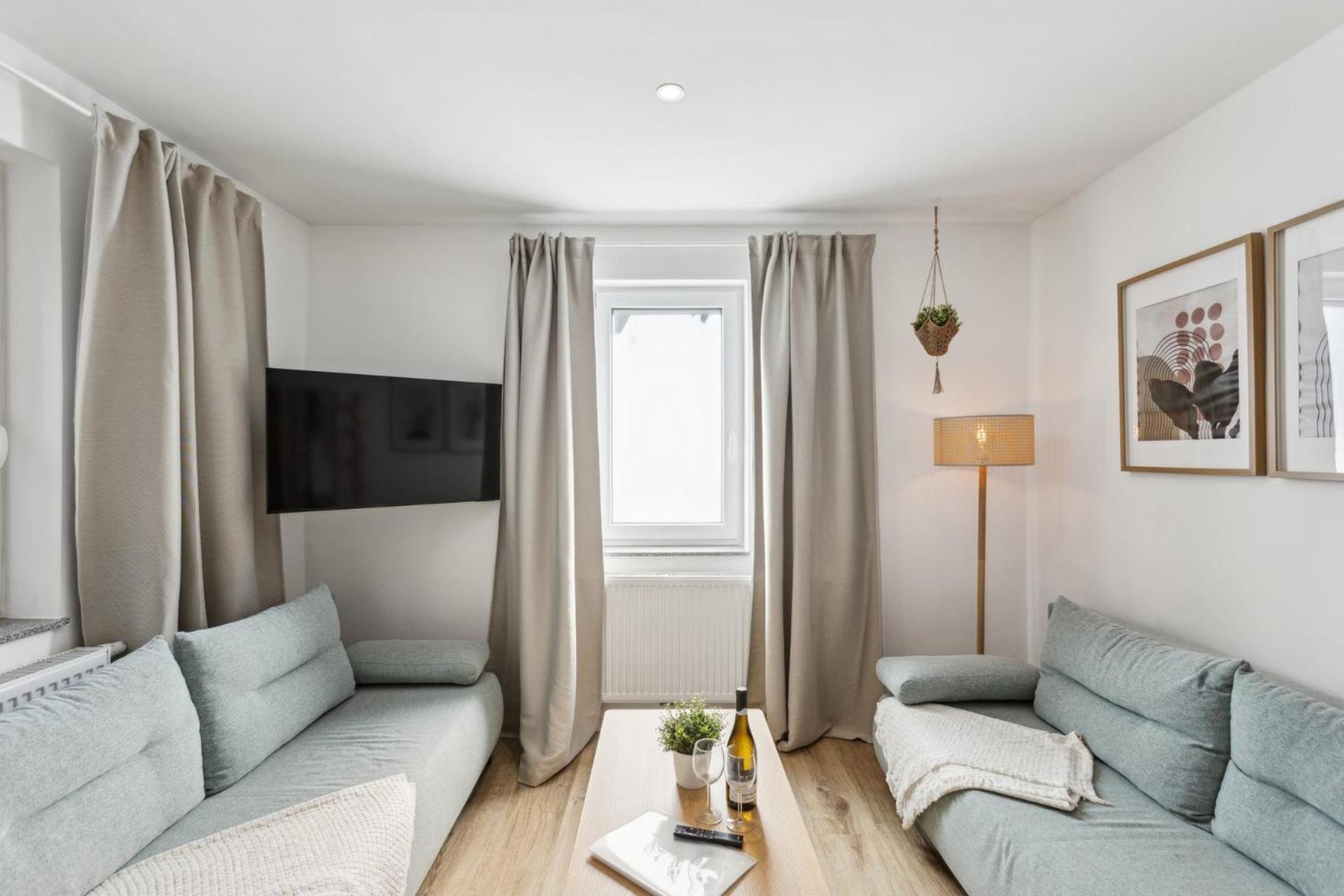 Gemuetliches 2 Zimmer Ambient Apartment Mit Queensize-Bett , Etagenbett& Schlafsofa In Alsternaehe Hamburg Exterior foto